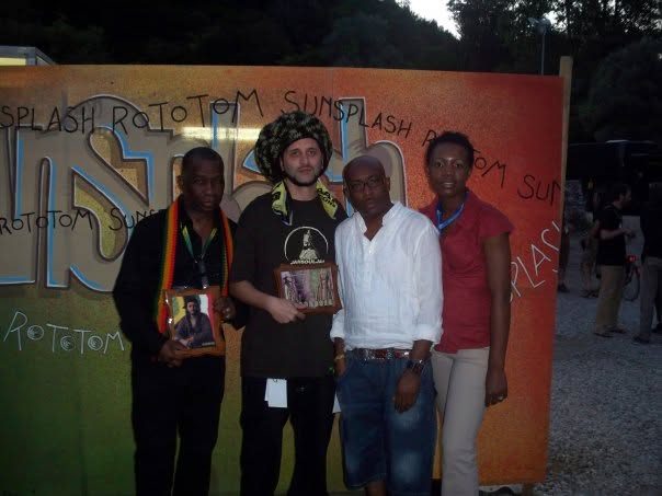 Kadine Reynolds with friends at Rototom Sunsplash, Osoppo, Italy, 2008