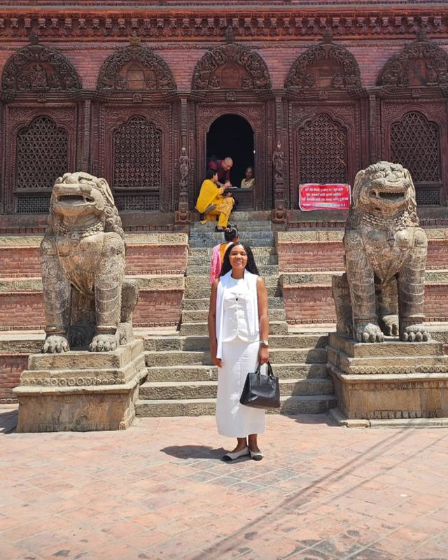 Kadine Reynolds: Between the stone lions, Kathmandu Valley, Nepal